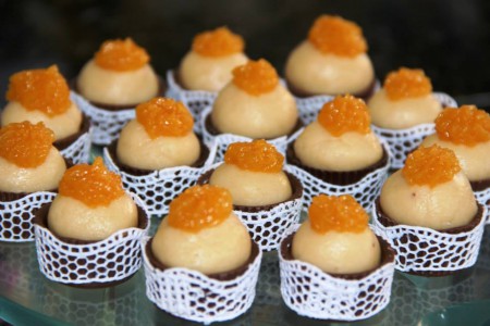 Marzipan com purê de damasco